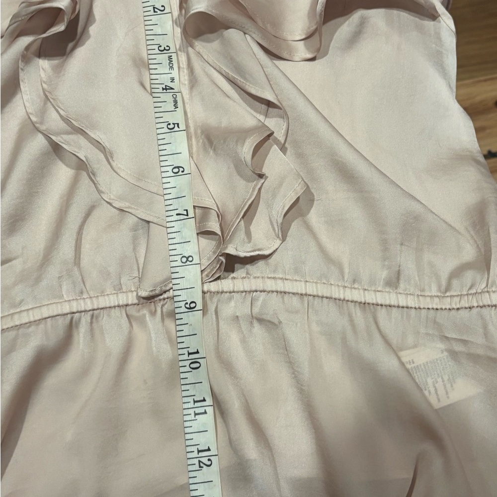 H&M Women's blush Ruffle Top - Picture 7 of 8